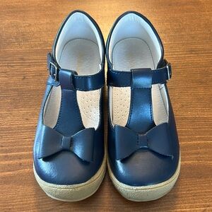 L’Amour Tstrap Maryjane with bow, navy shoe, size 1